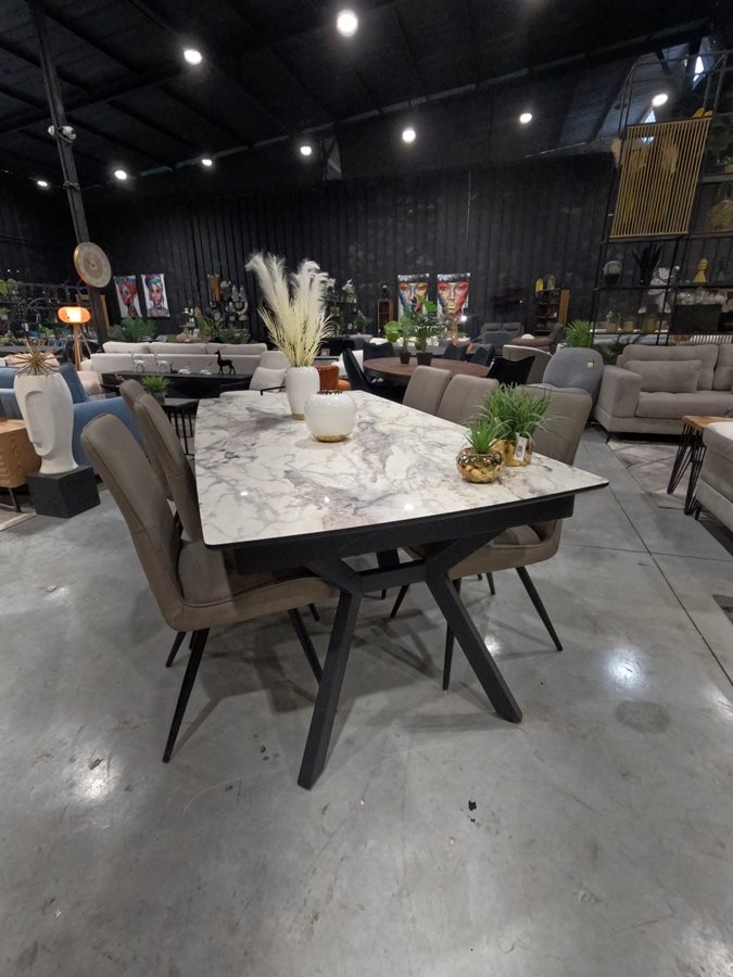 פינת אוכל יבוא